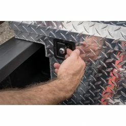 CRAFTSMAN Truck Tool Boxes 71.36-in x 19.57-in x 16.58-in Brite Aluminum Crossover Truck Tool Box -Hopkins Online Shop 09839548