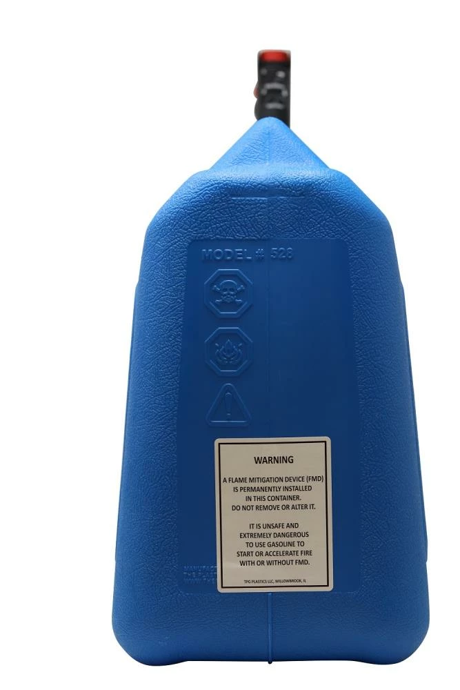 GarageBOSS Gas Cans 5-Gallon Plastic Kerosene Can 4 GarageBOSS Gas Cans 5-Gallon Plastic Kerosene Can - Image 4