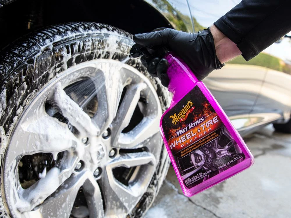 Meguiar's Car Exterior Cleaners Hot Rims Wheel and Tire Cleaner, G9524 24-fl oz Car Exterior Wash 6 Meguiar's Car Exterior Cleaners Hot Rims Wheel and Tire Cleaner, G9524 24-fl oz Car Exterior Wash - Image 6