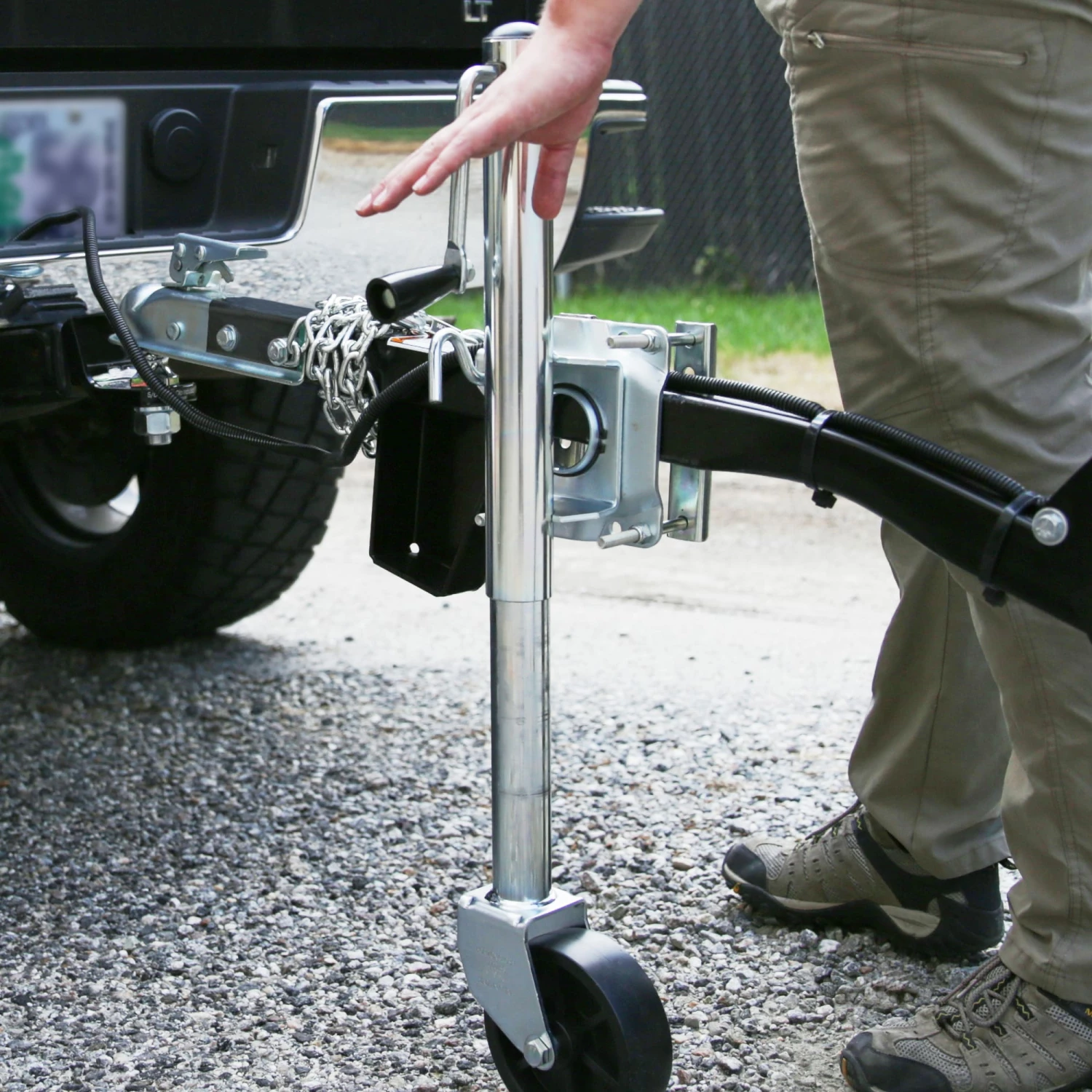 Reese Trailer Accessories 1000-lb Capacity Side Wind Trailer Jack 8 Reese Trailer Accessories 1000-lb Capacity Side Wind Trailer Jack - Image 8