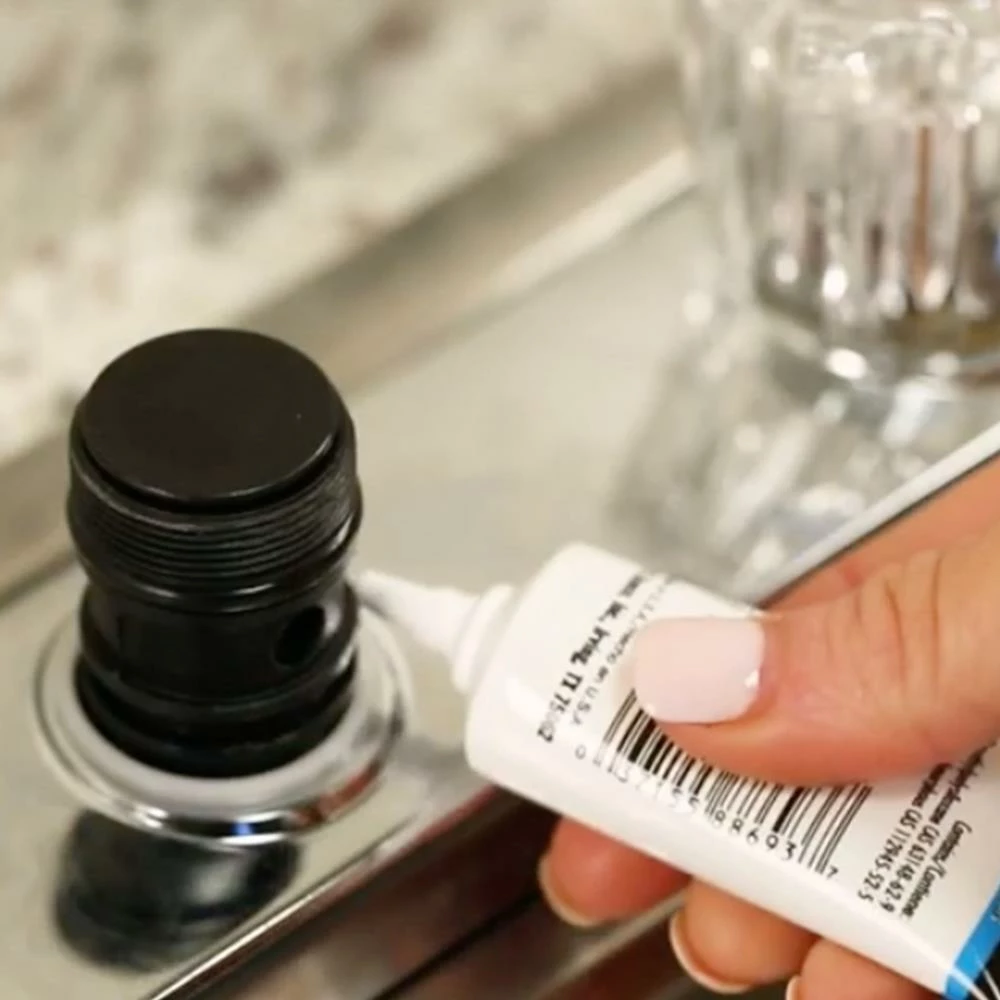 Danco Surface Lubricants & Grease 1/2 oz. Waterproof Grease 2 Danco Surface Lubricants & Grease 1/2 oz. Waterproof Grease - Image 2