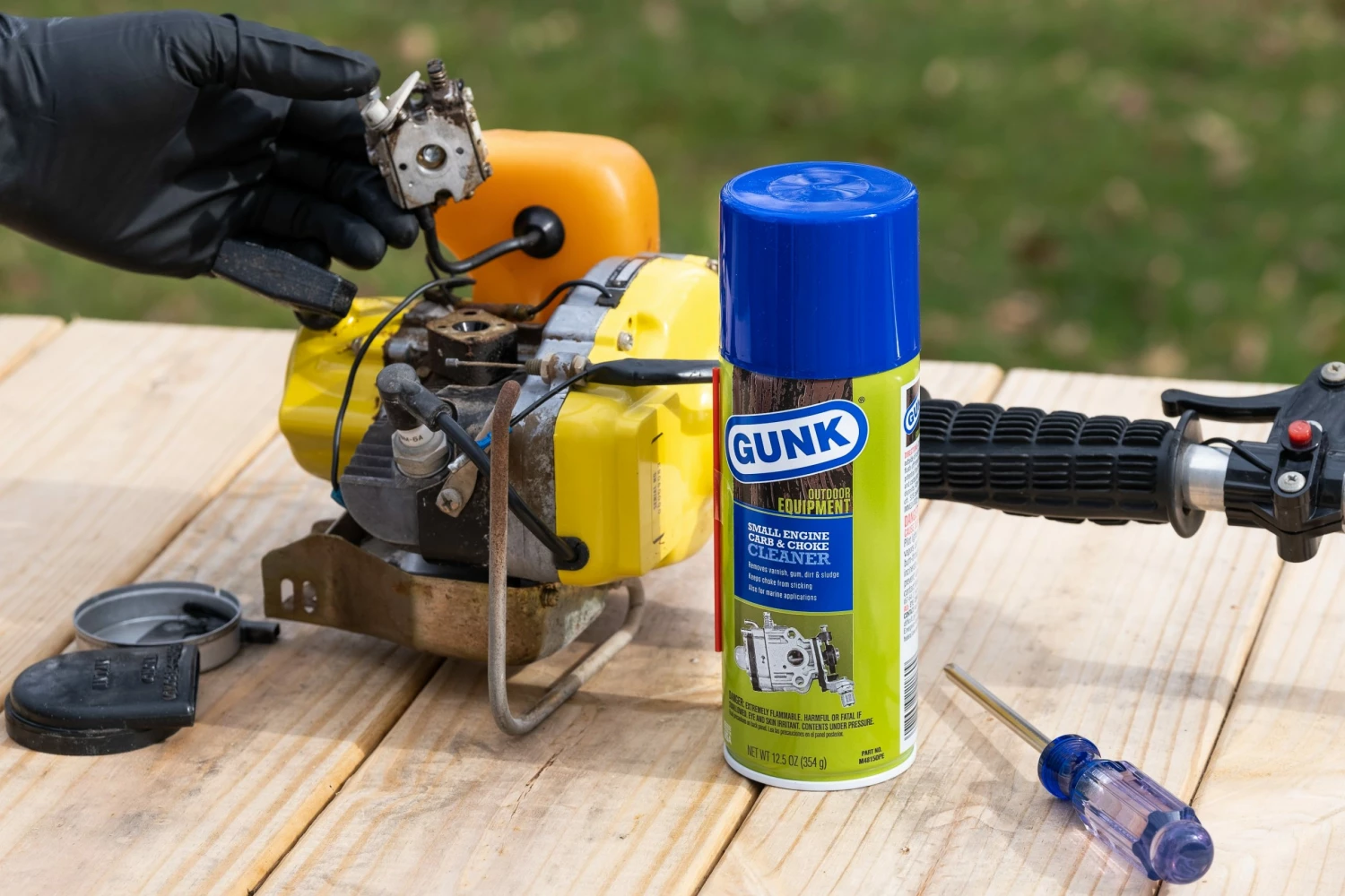 GUNK Outdoor Car Additives & Fluids 12.5-oz Carburetor Cleaner 9 GUNK Outdoor Car Additives & Fluids 12.5-oz Carburetor Cleaner - Image 9